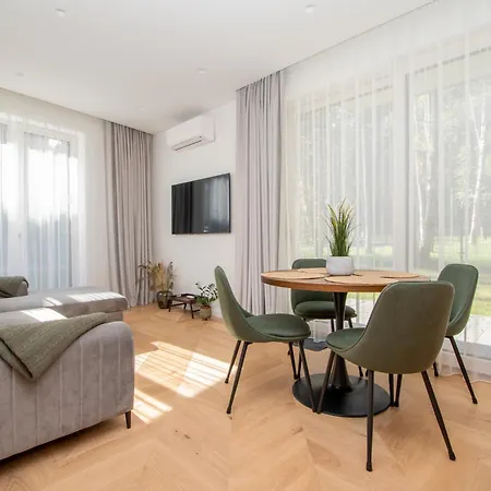 Apartment Cohost I Cozy With Stunning Forest View Palanga